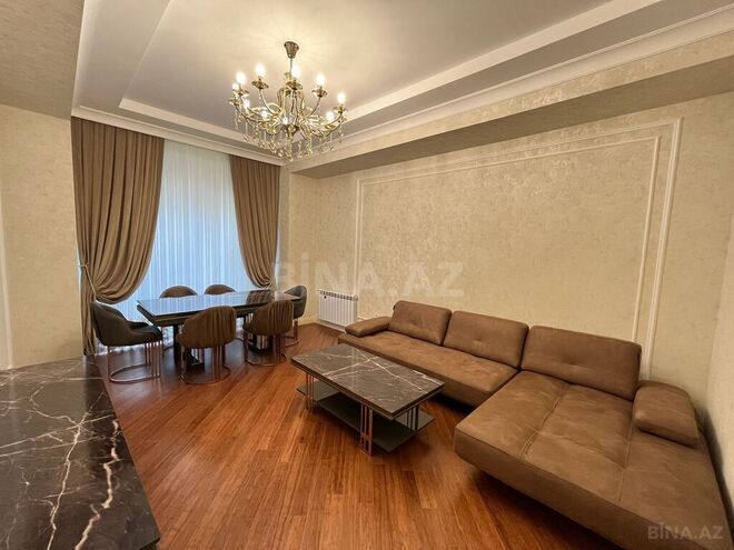4 otaqlı yeni tikili - Ağ şəhər q. - 150 m² (1)