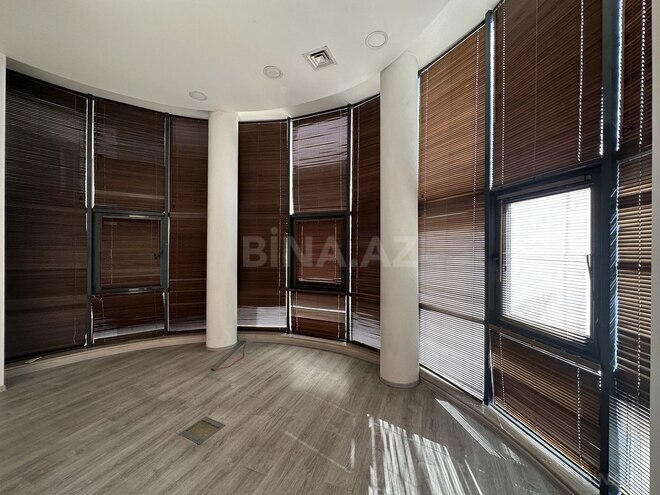 Объект - м. Ичеришехер - 380 м² (16)