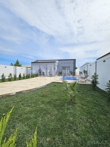 4 otaqlı həyət evi/bağ evi - Şüvəlan q. - 140 m² (1)
