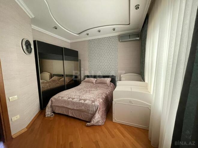 5 otaqlı həyət evi/bağ evi - Hövsan q. - 365 m² (29)