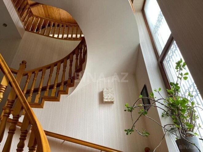 5 otaqlı həyət evi/bağ evi - Hövsan q. - 365 m² (25)