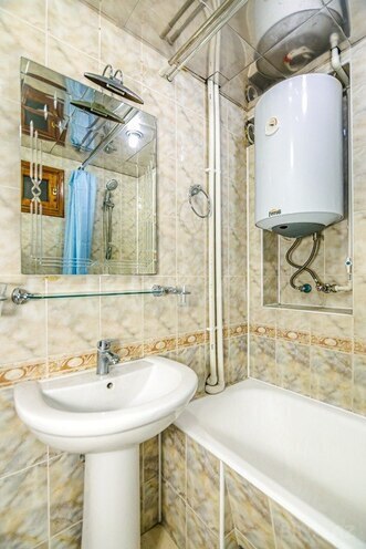 Сдаётся 4-комн. вторичка 110 м², м. Сахил, photo 26 from 32