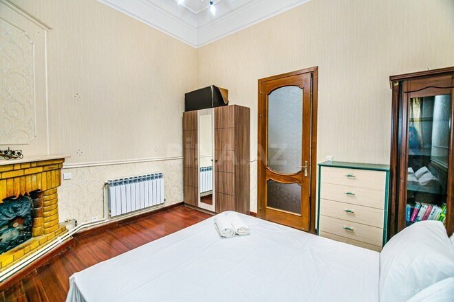 Сдаётся 4-комн. вторичка 110 м², м. Сахил, photo 20 from 32