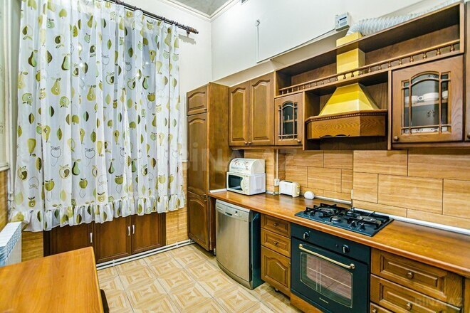 Сдаётся 4-комн. вторичка 110 м², м. Сахил, photo 7 from 32