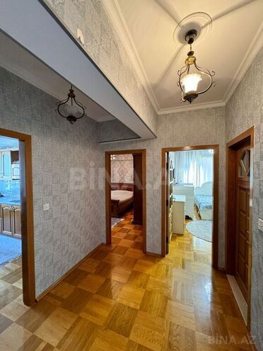 Satılır 3 otaqlı köhnə tikili 100 m², Elmlər Akademiyası m., photo 8 from 15