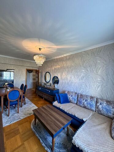 Satılır 3 otaqlı köhnə tikili 100 m², Elmlər Akademiyası m., photo 1 from 15