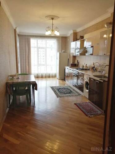4 otaqlı yeni tikili - 8 Noyabr m. - 165 m² (8)