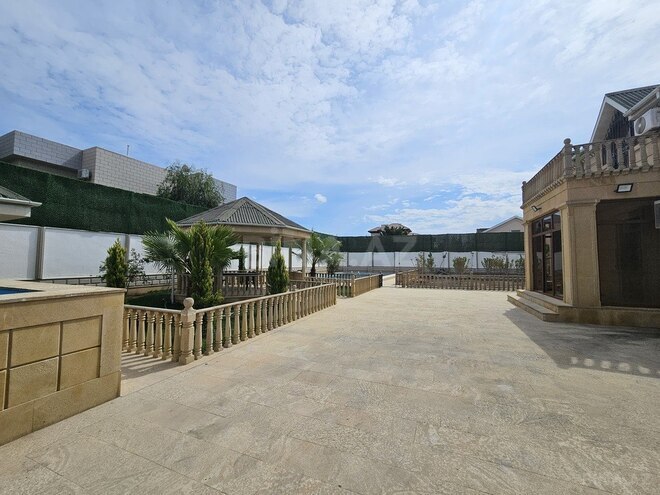 6 otaqlı həyət evi/bağ evi - Şüvəlan q. - 200 m² (16)