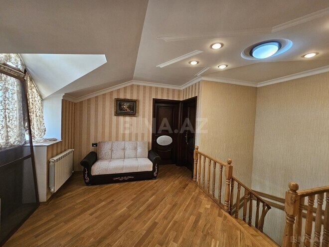 6 otaqlı həyət evi/bağ evi - Şüvəlan q. - 200 m² (11)