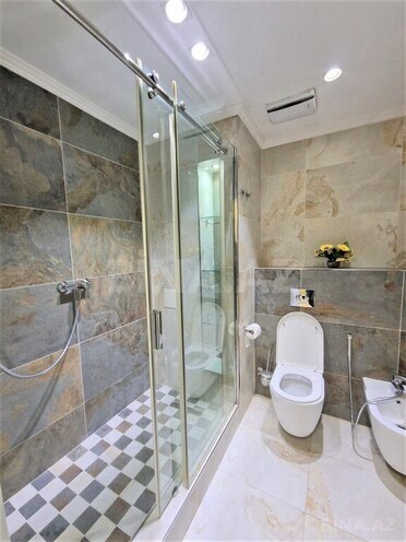 Сдаётся 6-комн. новостройка 460 м², Насиминский  р., photo 16 from 32