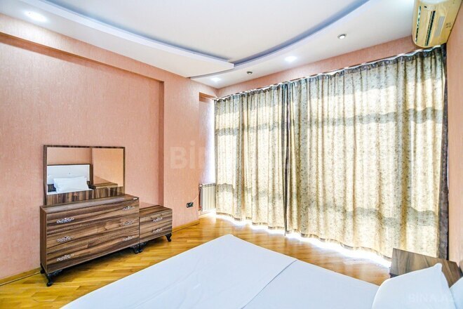 4-комн. новостройка - м. 28 мая - 200 м² (17)