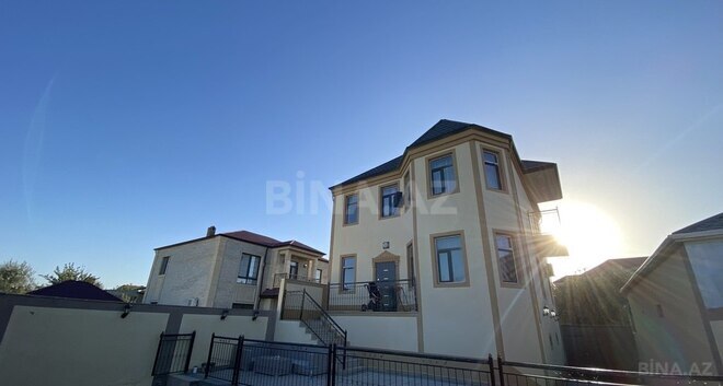 5 otaqlı həyət evi/bağ evi - Novxanı q. - 215 m² (2)