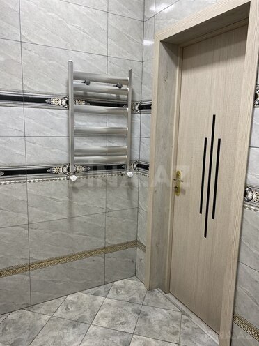 5 otaqlı həyət evi/bağ evi - Novxanı q. - 215 m² (19)