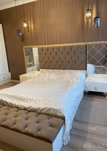 5 otaqlı həyət evi/bağ evi - Novxanı q. - 215 m² (22)
