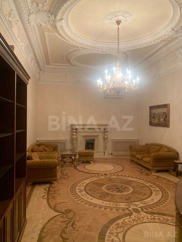 İcarəyə verilir 7 otaqlı köhnə tikili 350 m², Sahil m., photo 12 from 32