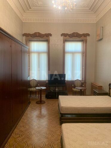 İcarəyə verilir 7 otaqlı köhnə tikili 350 m², Sahil m., photo 18 from 32