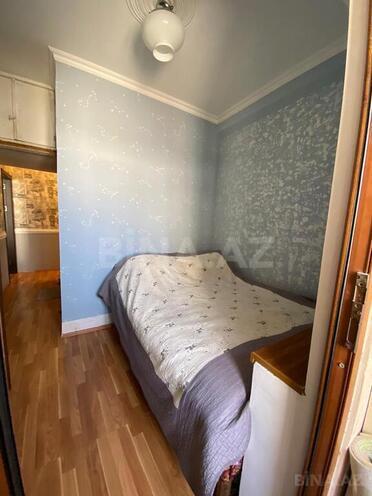 Satılır 2 otaqlı köhnə tikili 44 m², Massiv V q., photo 4 from 9