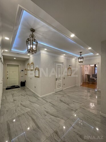 3 otaqlı yeni tikili - 8-ci mikrorayon q. - 160 m² (16)