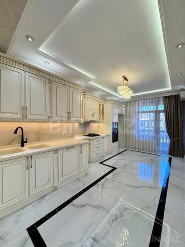 3-комн. новостройка - м. Нариман Нариманов - 136 м² (13)