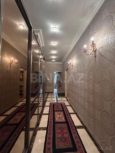 Продаётся 6-комн. вторичка 280.5 м², м. Ичеришехер, photo 14 from 26