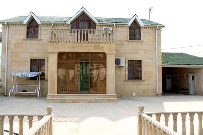 5 otaqlı həyət evi/bağ evi - Şüvəlan q. - 200 m² (1)