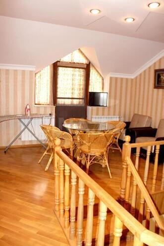 5 otaqlı həyət evi/bağ evi - Şüvəlan q. - 200 m² (3)