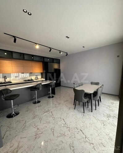 4 otaqlı həyət evi/bağ evi - Mərdəkan q. - 175 m² (10)