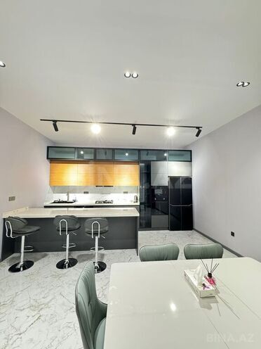 4 otaqlı həyət evi/bağ evi - Mərdəkan q. - 200 m² (12)