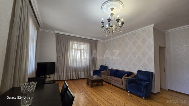 7 otaqlı həyət evi/bağ evi - Badamdar q. - 221 m² (1)