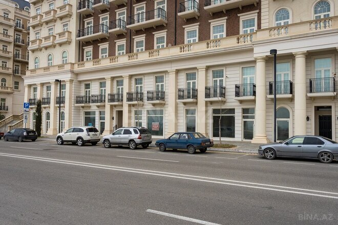 Obyekt - Ağ şəhər q. - 255 m² (2)