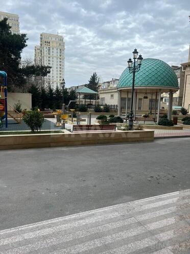 3 otaqlı yeni tikili - Elmlər Akademiyası m. - 161 m² (2)
