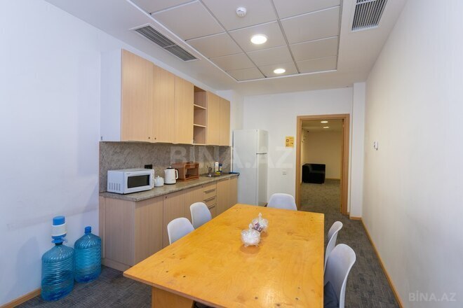 3-комн. офис - пос. Баилова - 396 м² (12)