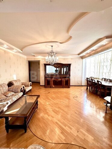 4 otaqlı yeni tikili - Elmlər Akademiyası m. - 185 m² (2)