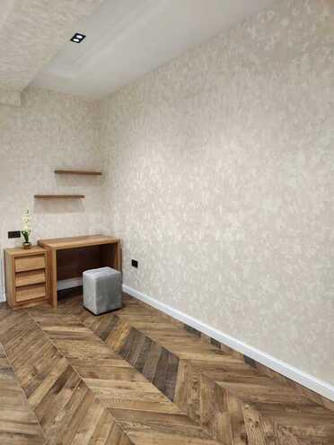 3-комн. новостройка - м. 28 мая - 113 м² (9)