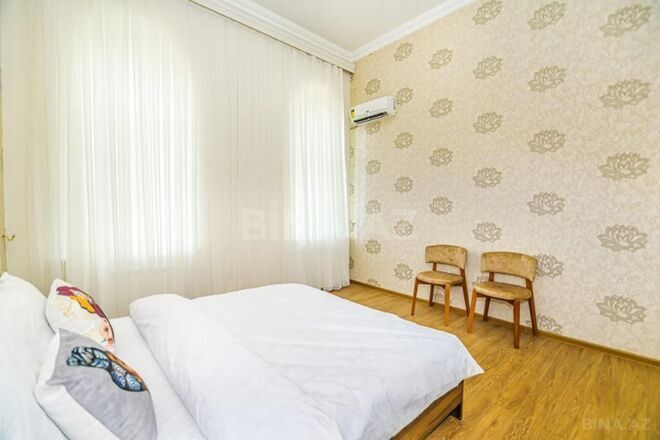 Satılır 5 otaqlı köhnə tikili 180 m², Sahil m., photo 19 from 29