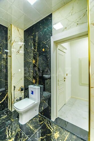 Satılır 5 otaqlı köhnə tikili 180 m², Sahil m., photo 9 from 29