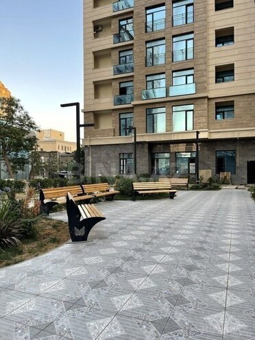 Продаётся 5-комн. новостройка 267.5 м², м. Низами, photo 1 from 16