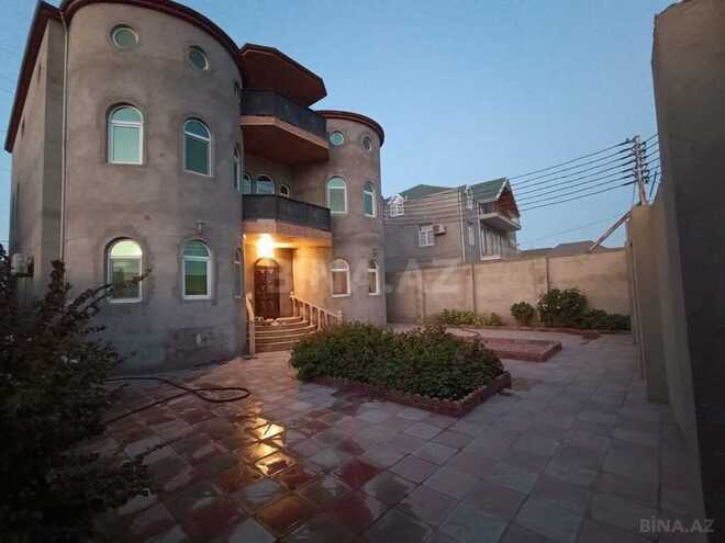 9-комн. дом/дача - пос. Бина - 450 м² (1)