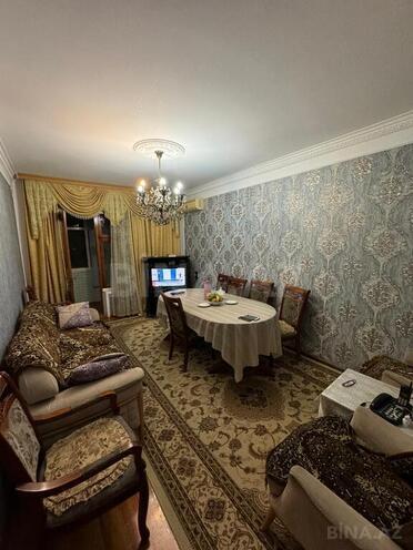 3 otaqlı köhnə tikili - 9-cu mikrorayon q. - 80 m² (1)