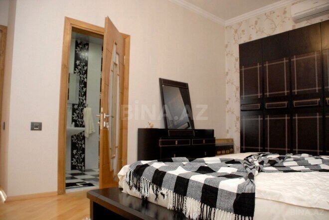 10 otaqlı həyət evi/bağ evi - Dərnəgül m. - 600 m² (5)