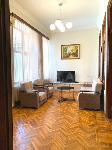 Продаётся 3-комн. вторичка 110 м², м. Сахил, photo 3 from 18