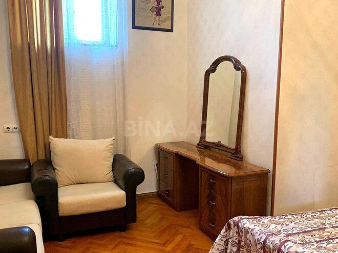 Продаётся 3-комн. вторичка 110 м², м. Сахил, photo 13 from 18