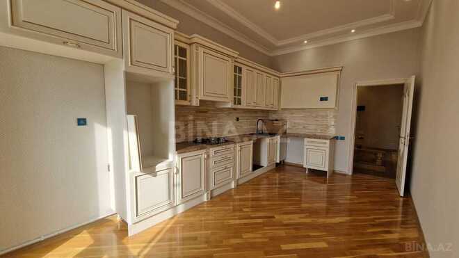 3-комн. новостройка - м. 8 ноября - 140 м² (5)