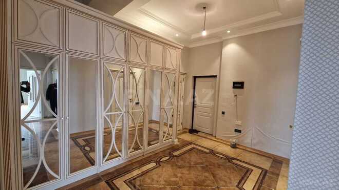 3-комн. новостройка - м. 8 ноября - 140 м² (15)