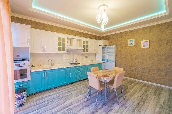 6-комн. дом/дача - Гусар - 280 м² (5)