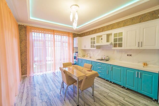 6-комн. дом/дача - Гусар - 280 м² (4)