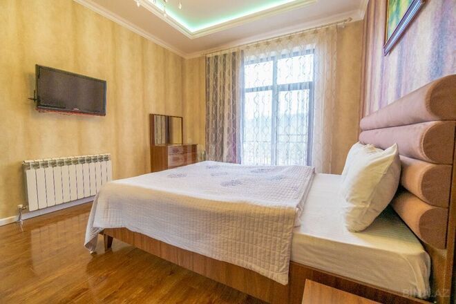 6-комн. дом/дача - Гусар - 280 м² (8)