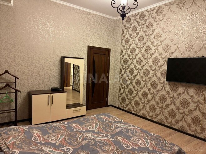 4 otaqlı həyət evi/bağ evi - Mərdəkan q. - 240 m² (28)