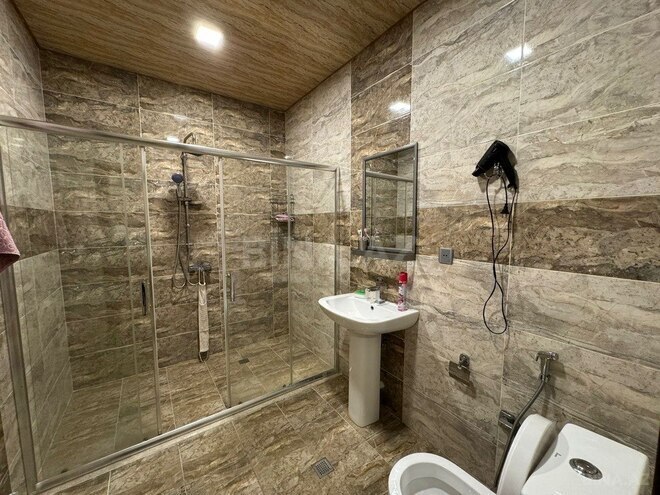 4 otaqlı həyət evi/bağ evi - Mərdəkan q. - 240 m² (29)
