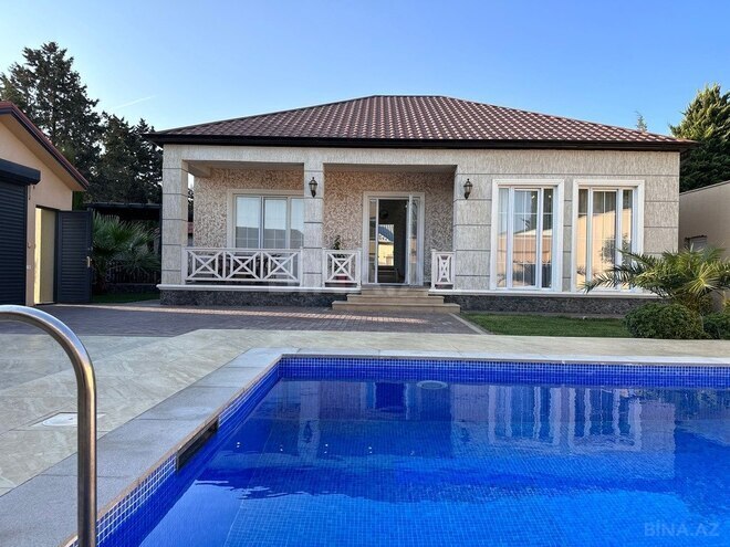 4 otaqlı həyət evi/bağ evi - Mərdəkan q. - 220 m² (1)